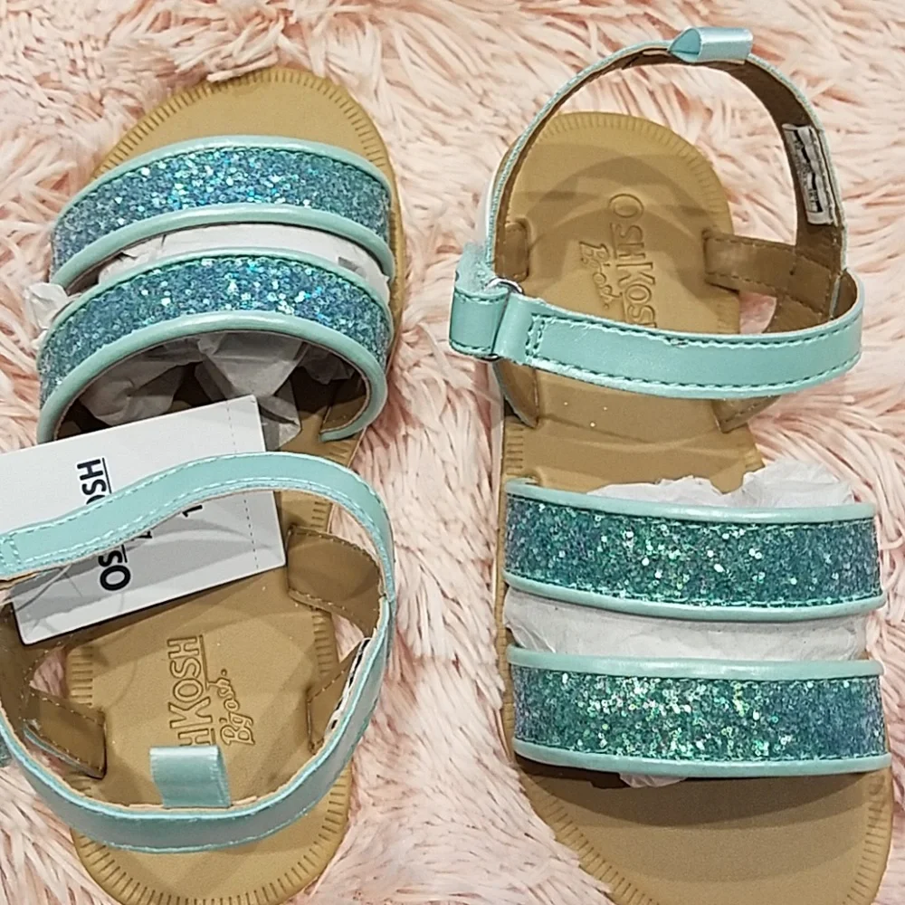 Oshkosh B'gosh sandals with velcro closure